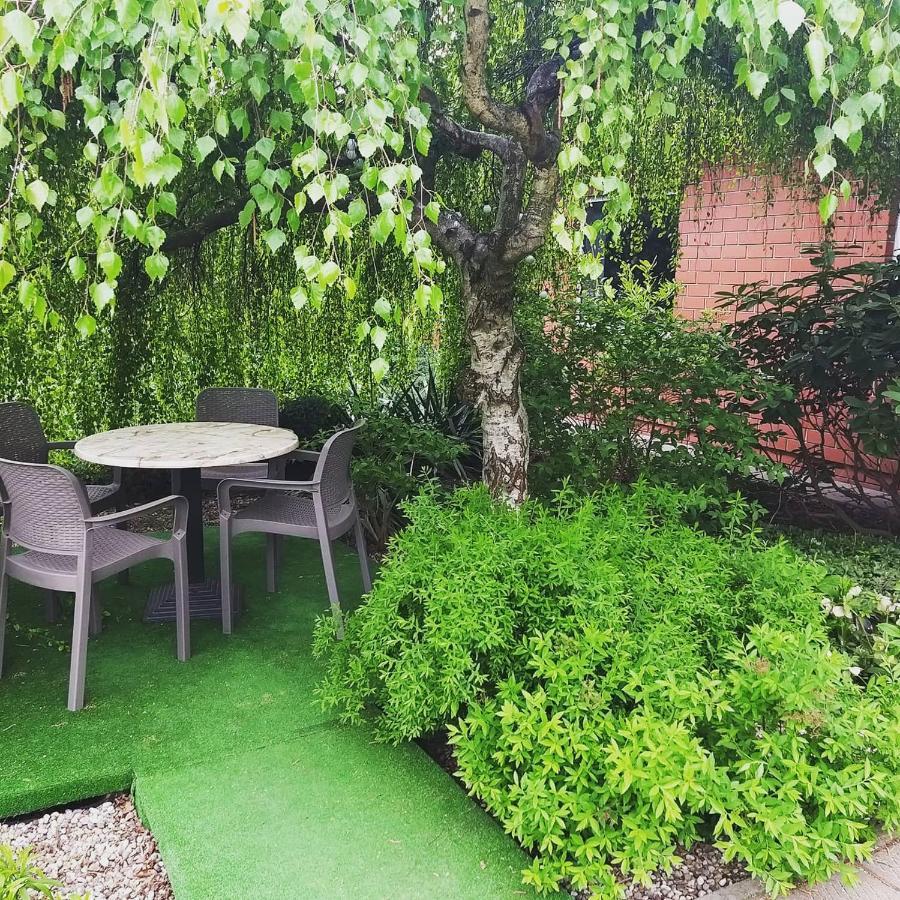 Hotel Podroznik Koszuty Dış mekan fotoğraf