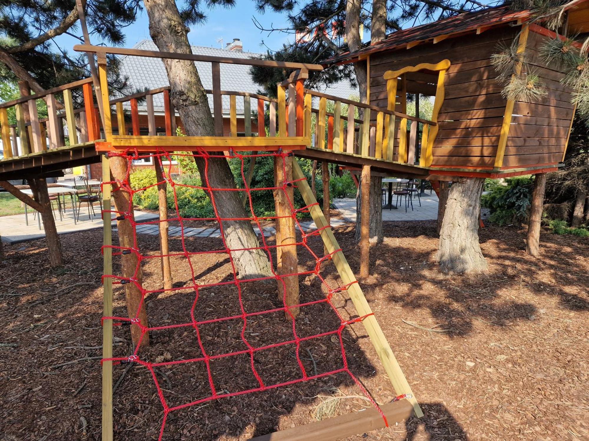 Hotel Podroznik Koszuty Dış mekan fotoğraf